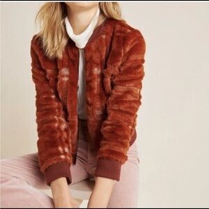 Anthropologie faux fur teddy bomber jacket zip up trendy fuzzy size S